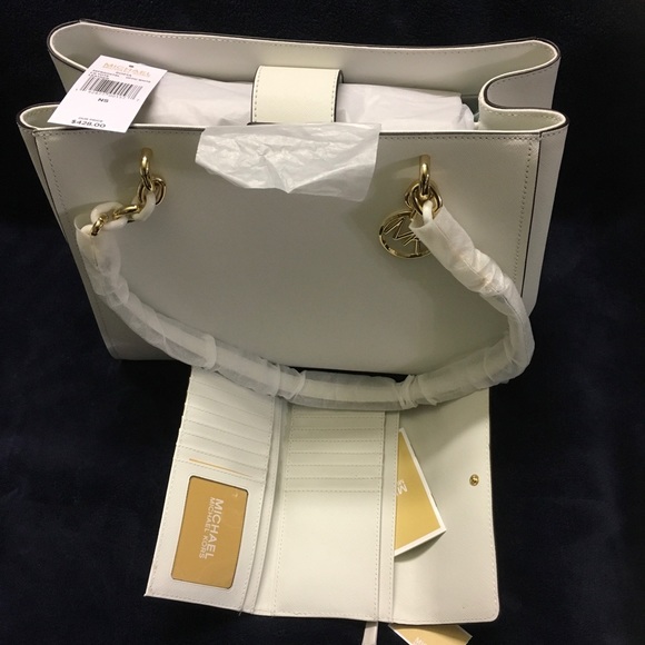 💥FINAL OFFER💥NWT MK Sofia large tote, wallet set - Picture 7 of 8